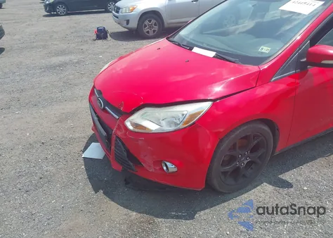 2013 Ford Focus Se из США, поврежденный, VIN 1FADP3K26DL171603